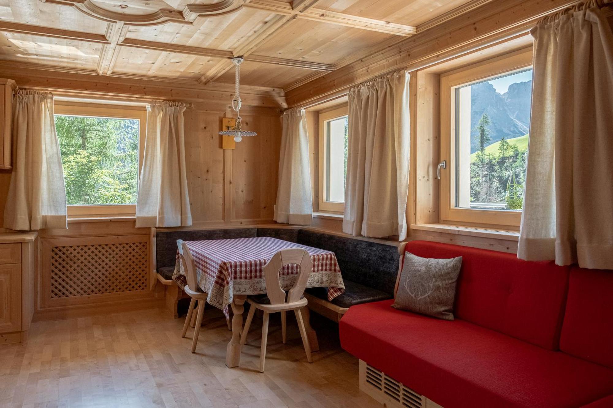 דירות סן מרטינו אין באדיה Ciasa Iachin - Dolomites Dream Retreat מראה חיצוני תמונה