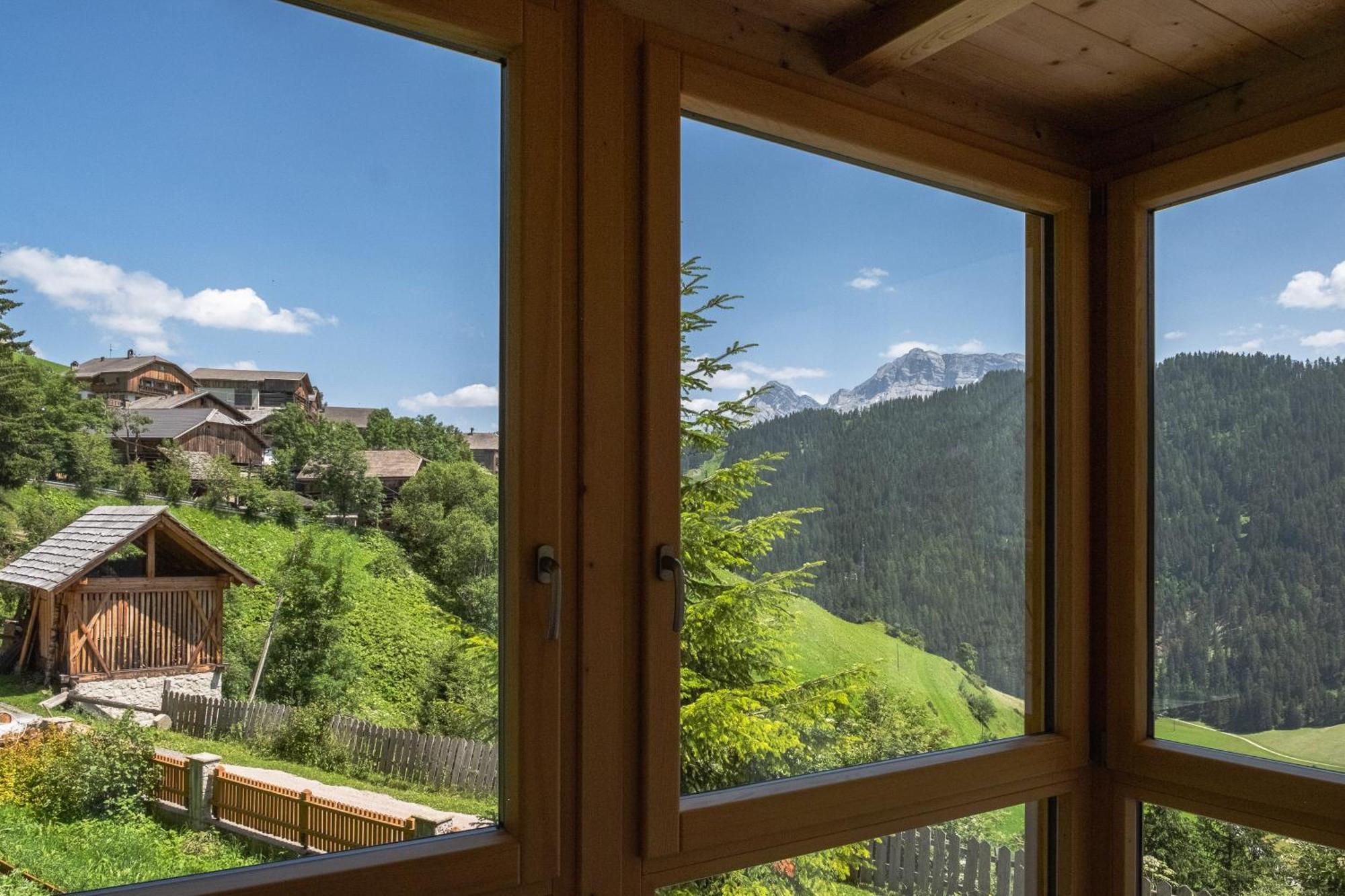 דירות סן מרטינו אין באדיה Ciasa Iachin - Dolomites Dream Retreat מראה חיצוני תמונה