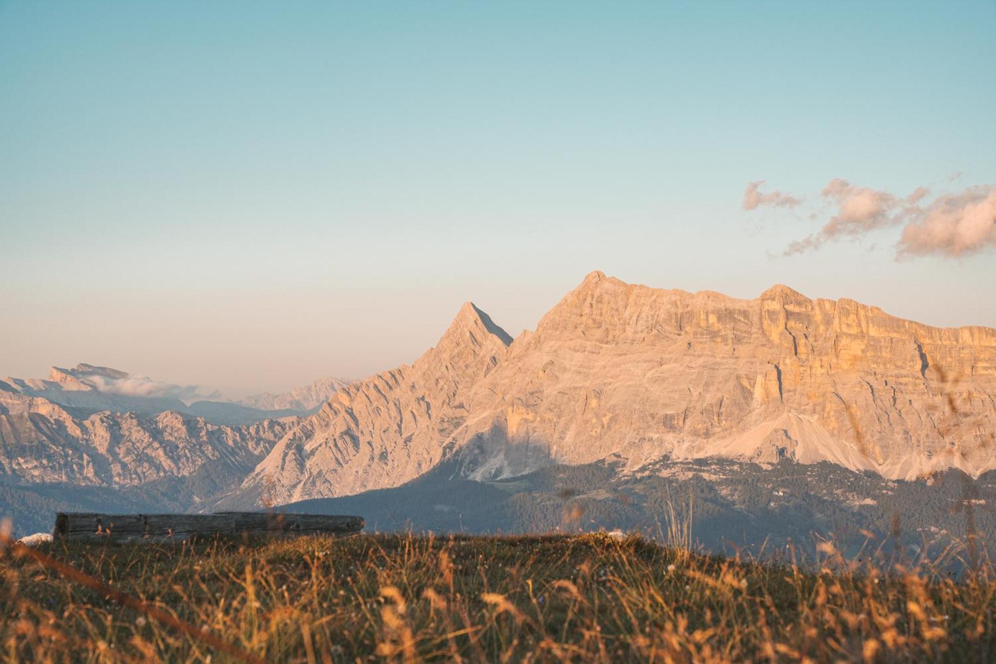 דירות סן מרטינו אין באדיה Ciasa Iachin - Dolomites Dream Retreat מראה חיצוני תמונה